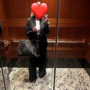 Ann Taylor Black Fluid Crepe Collarless Blazer